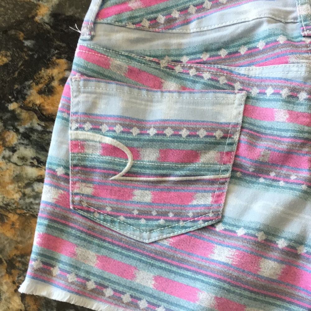 American Eagle Shorts - Picture 5 of 7